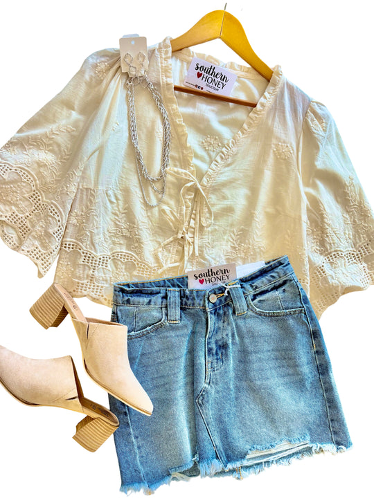 The Floral Front Tie Blouse