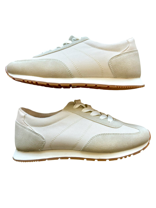 The Carrie Sneakers